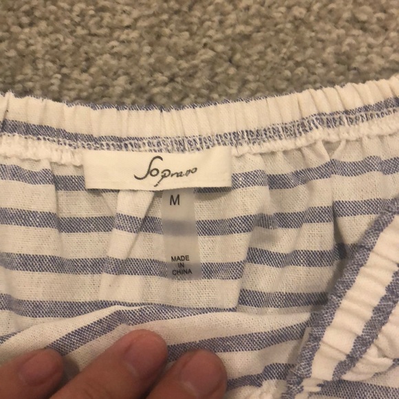 Striped off the shoulder top - Picture 2 of 2